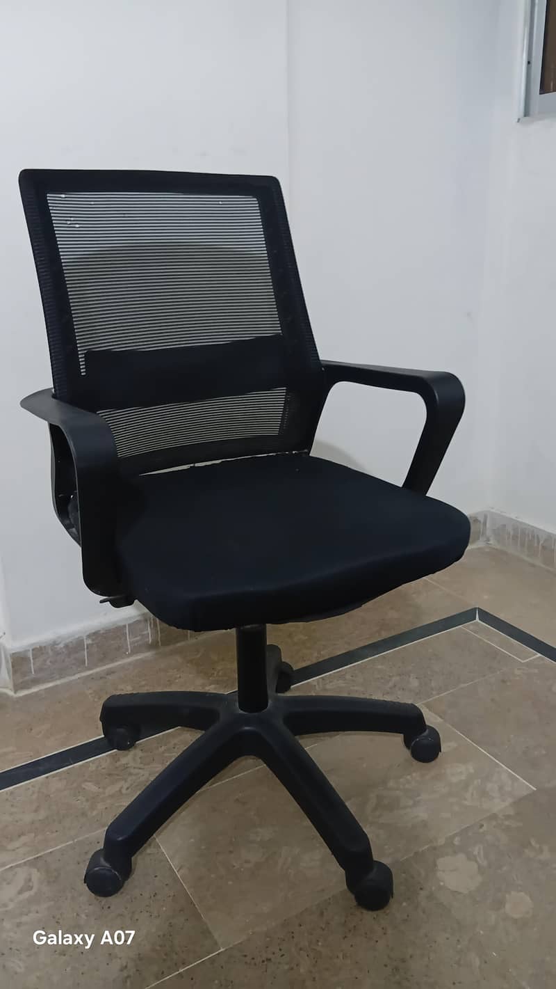Table + Chair 3