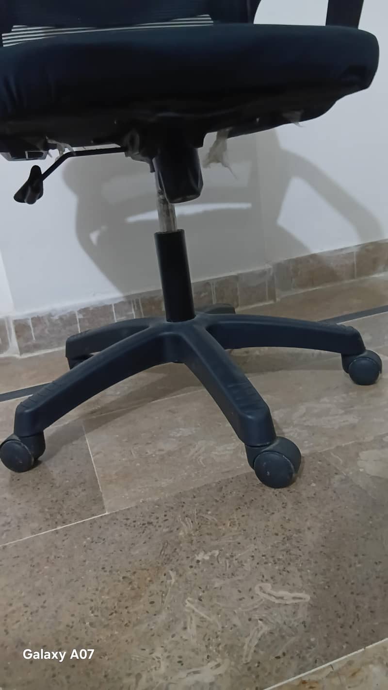 Table + Chair 5
