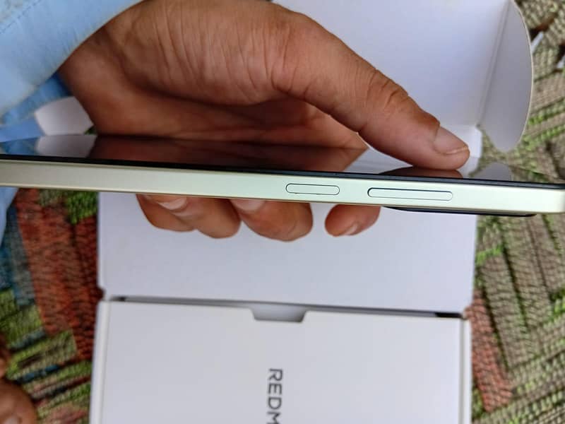 REDMI A7 PRO 4