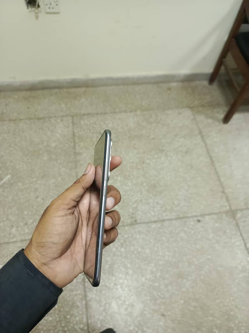 Tecno Spark 40 pro plus 3