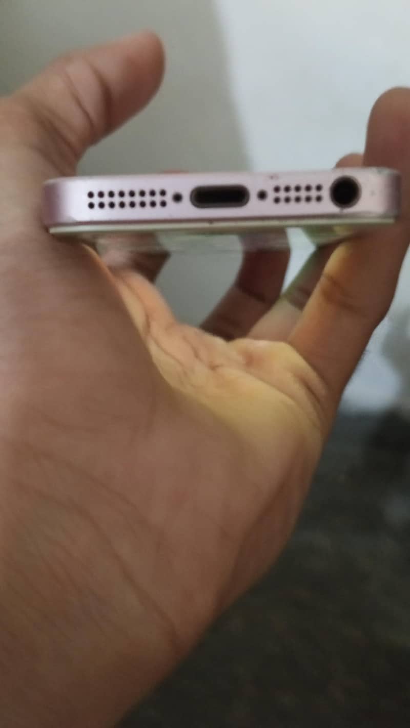 Apple iPhone SE 3