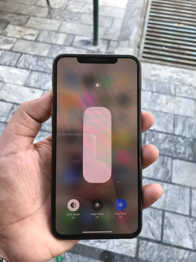 Apple iPhone XS Max 1