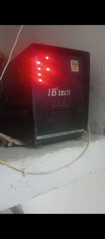 1000w ups for sale with 2 battery Osaka 8 month use