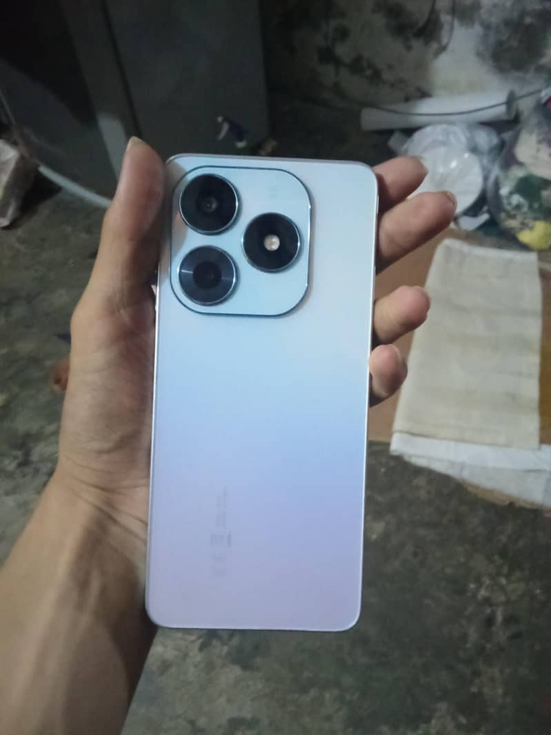 Tecno Spark 20 2