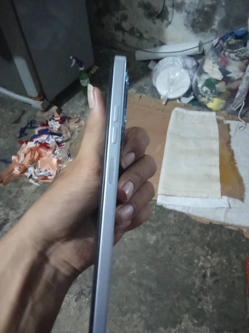 Tecno Spark 20 5