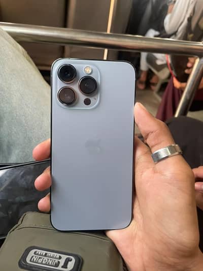 Apple iPhone 13 Pro