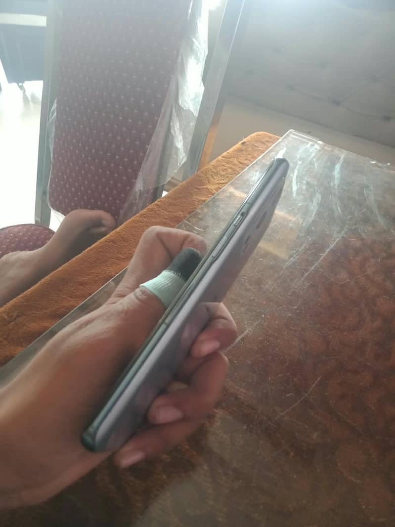 One Plus 9 Pro 7