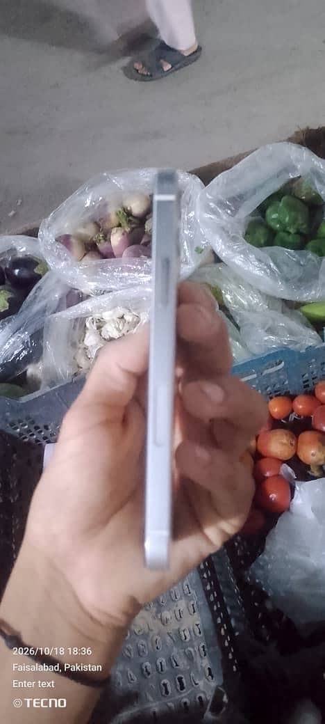 Apple iPhone 12 2