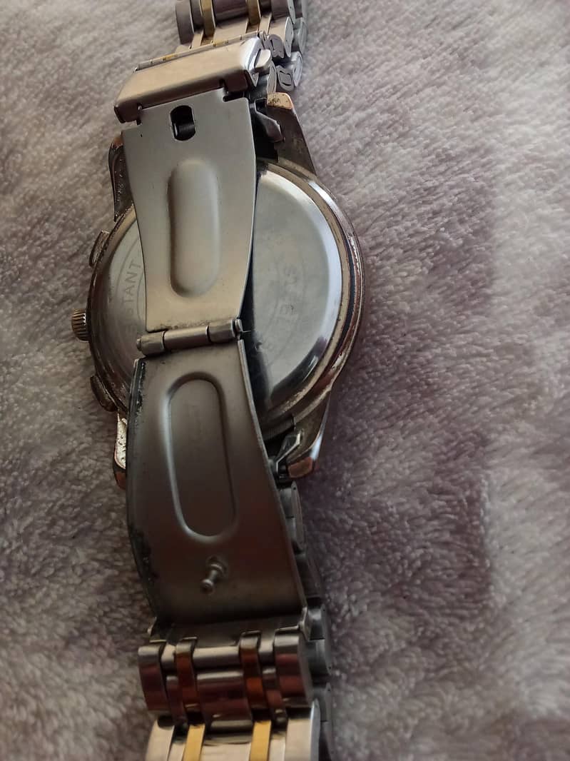FOURRON watch 2