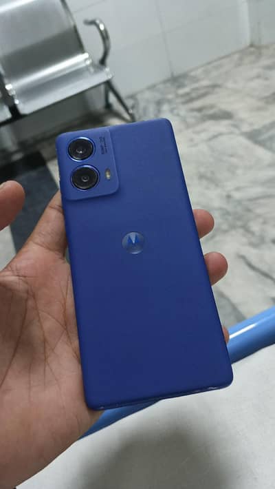 Motorola Moto G85
