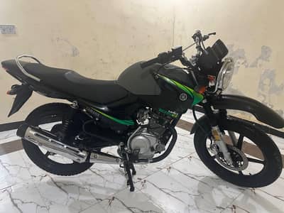 Yamaha ybr g