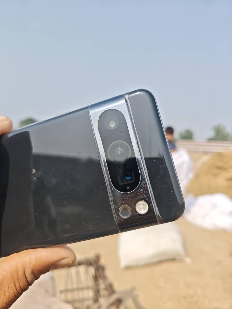 Google Pixel 8 Pro 4