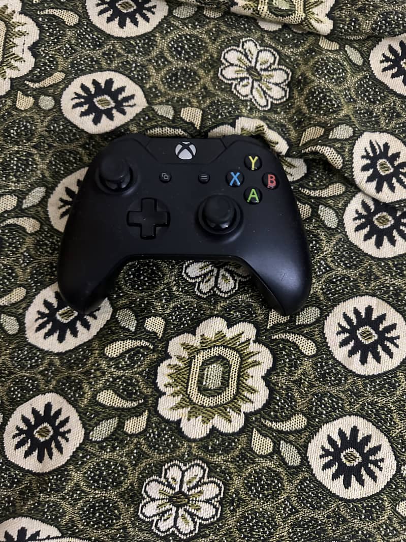 Xbox one 1tb 6