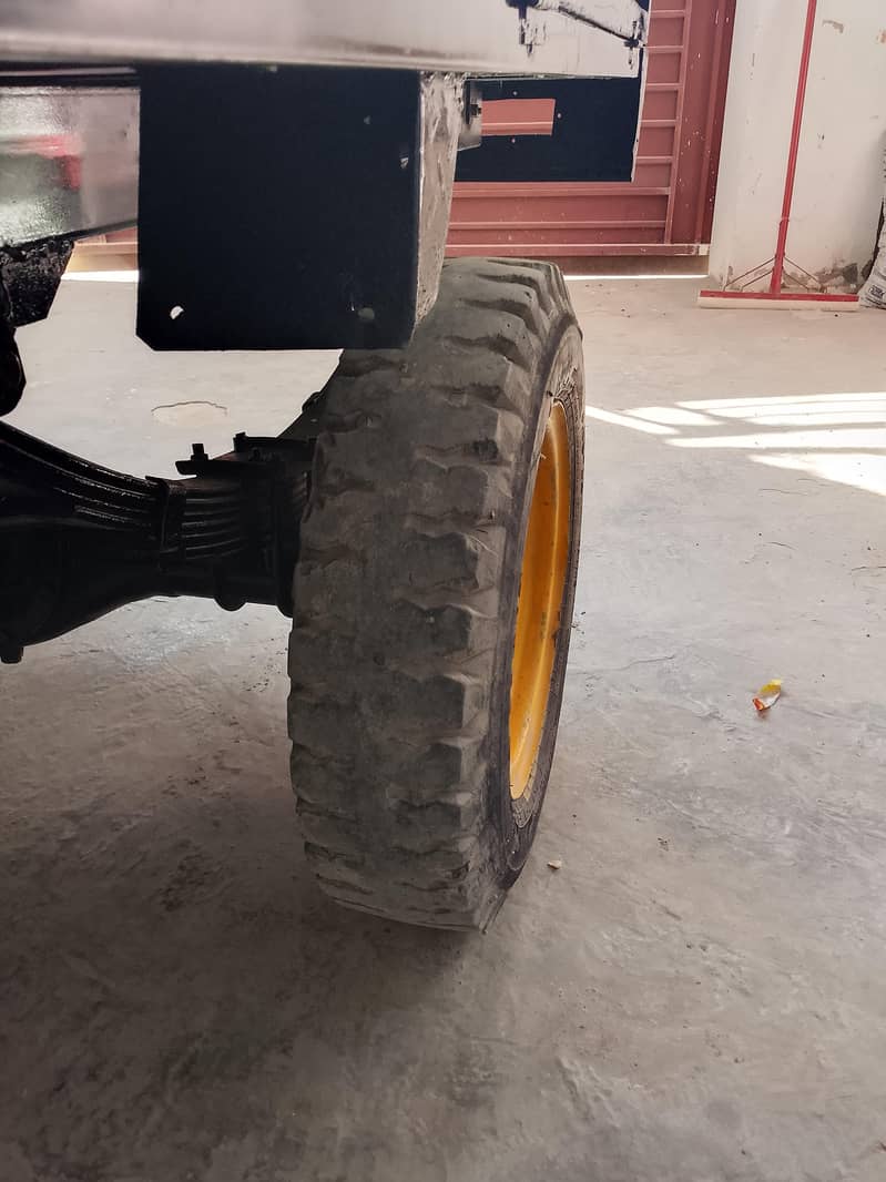 Loader 100 CC 12