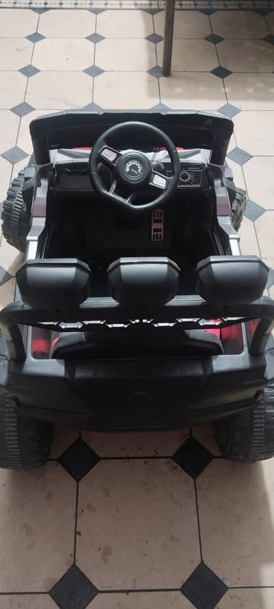 Jeep car available good price