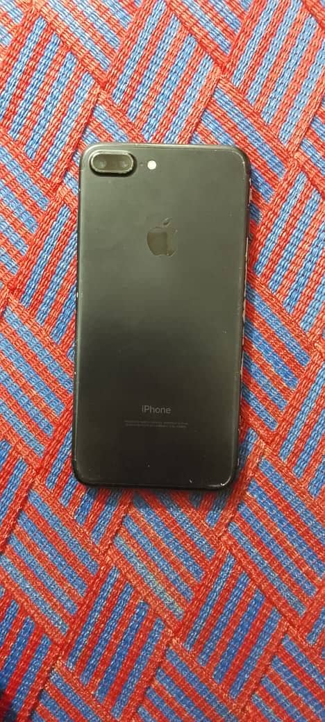 Apple iPhone 7 Plus 0