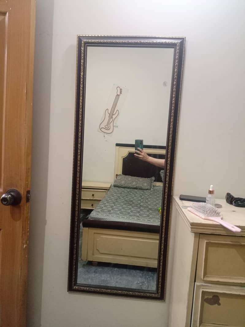 two used mirrors 4