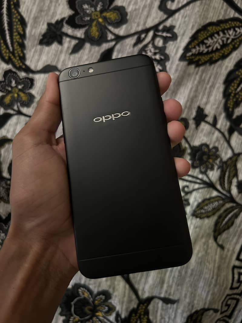 OPPO A57 2