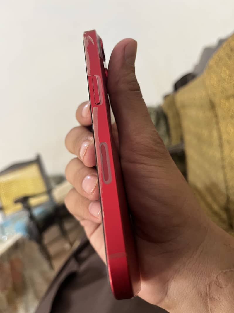 Apple iPhone 13 1