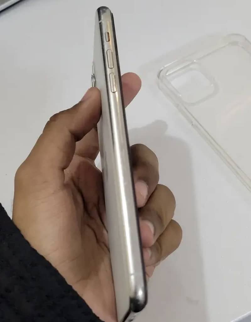 Iphone 11 pro max exchange possible 2