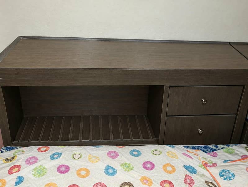 single bed 4