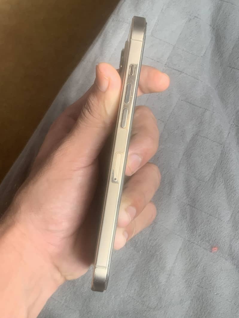 Apple iPhone 12 Pro Max 3