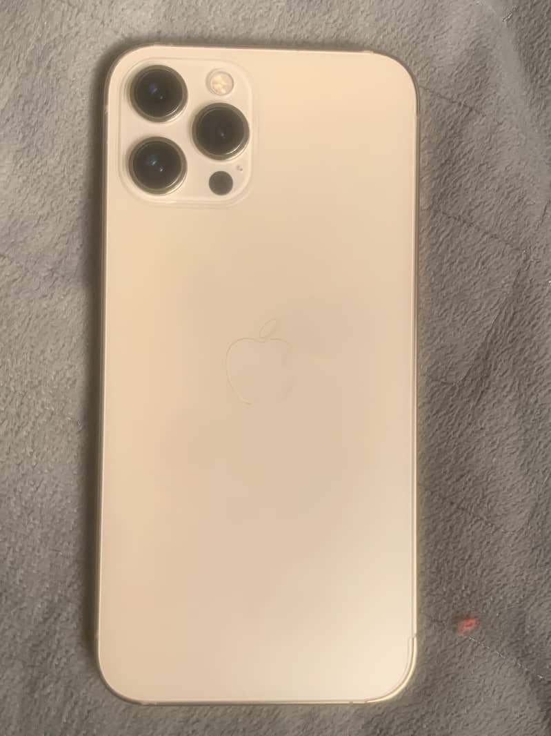 Apple iPhone 12 Pro Max 4