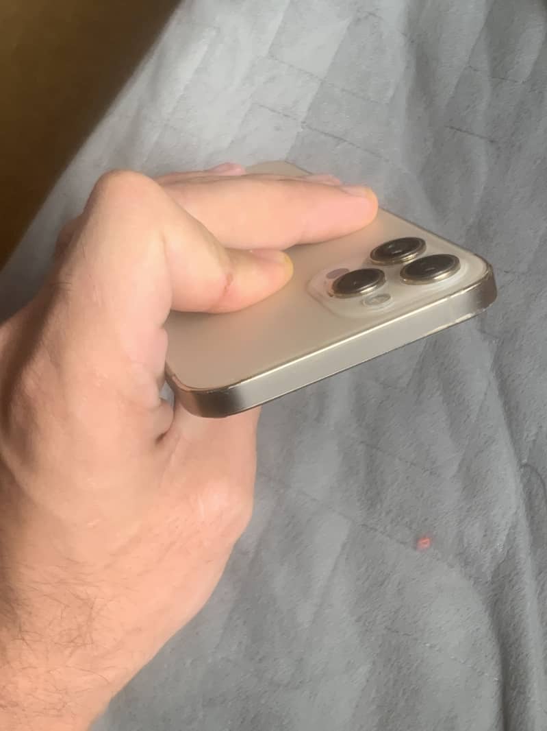 Apple iPhone 12 Pro Max 6