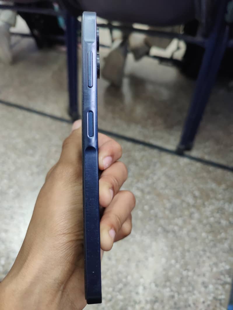 Samsung Mobile A06 1