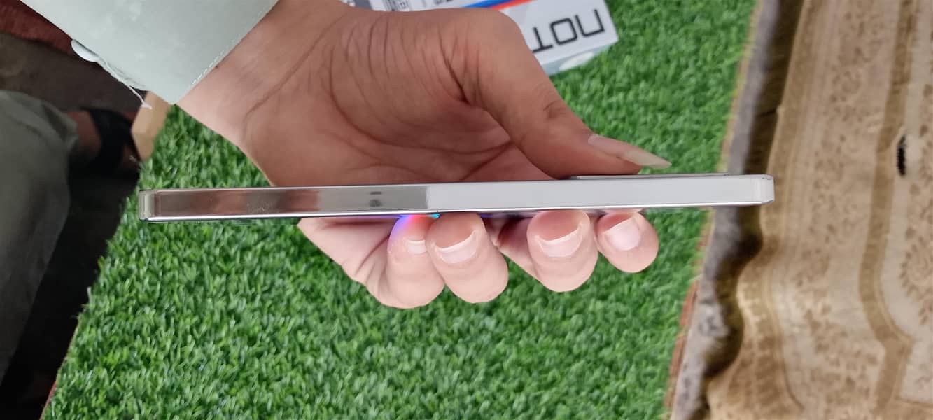 Infinix Note 40 4