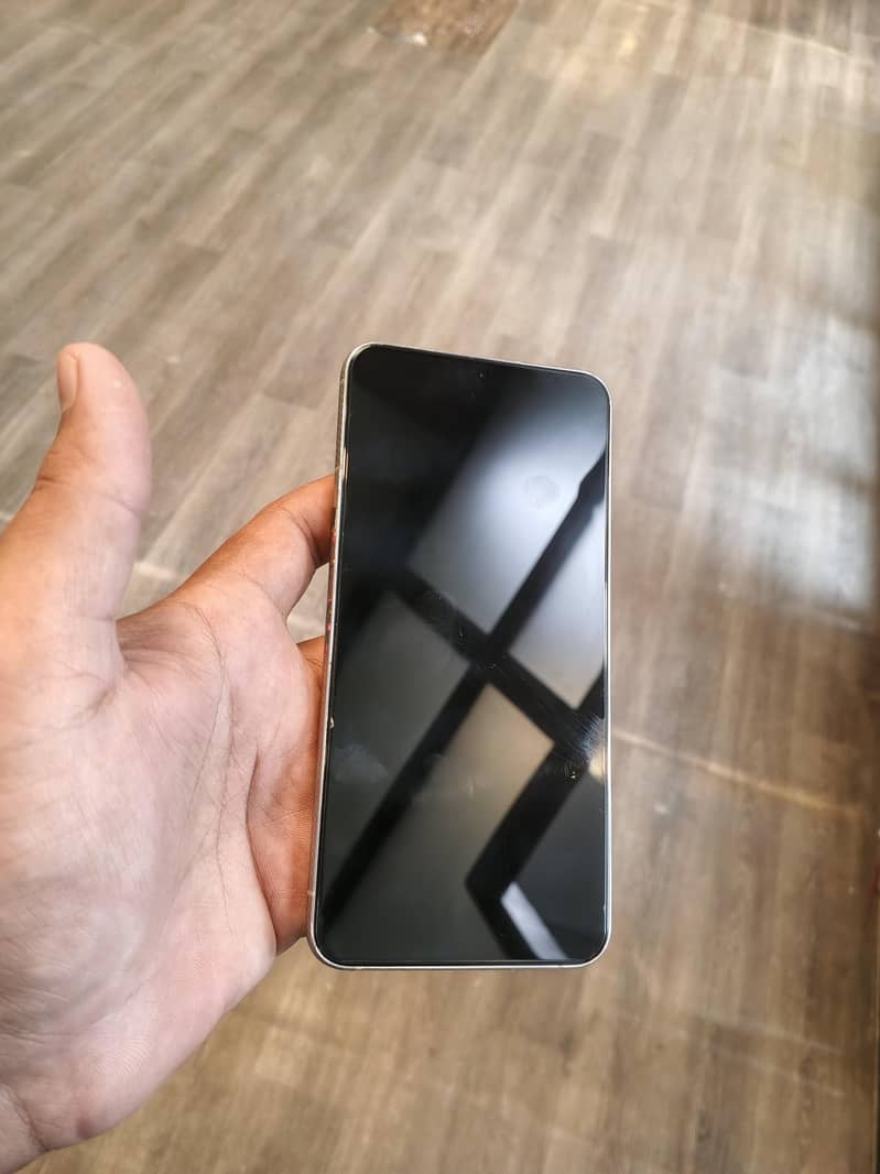 Samsung Mobile S22 Plus 0