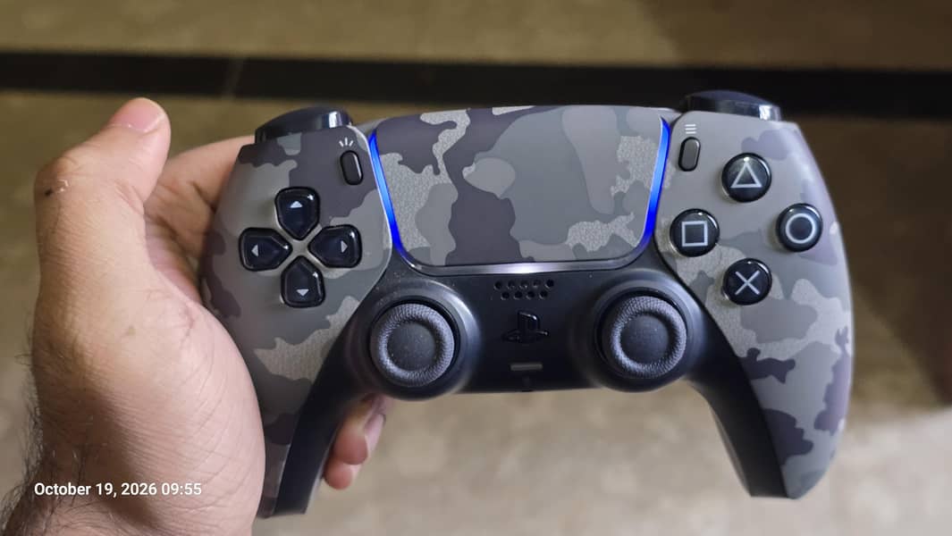PS5 Dualsense controller (Camo] 3
