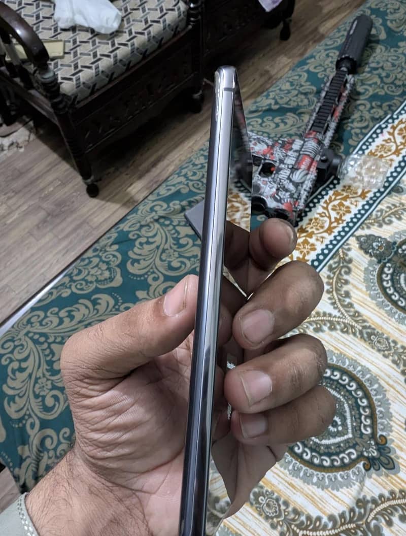 Samsung Mobile Note 20 0