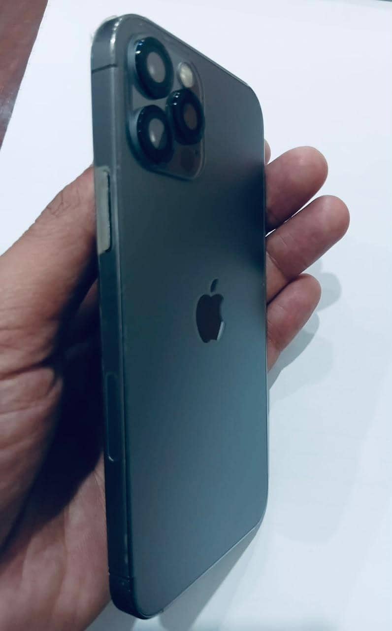Apple iPhone 12 Pro 0
