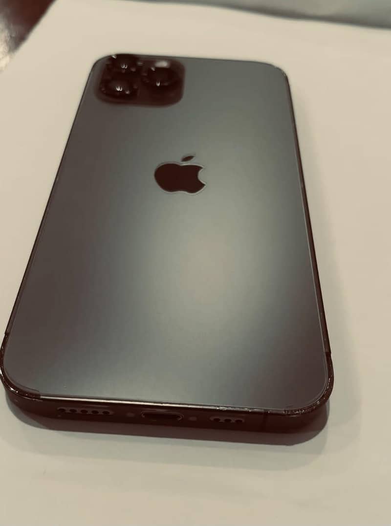 Apple iPhone 12 Pro 2