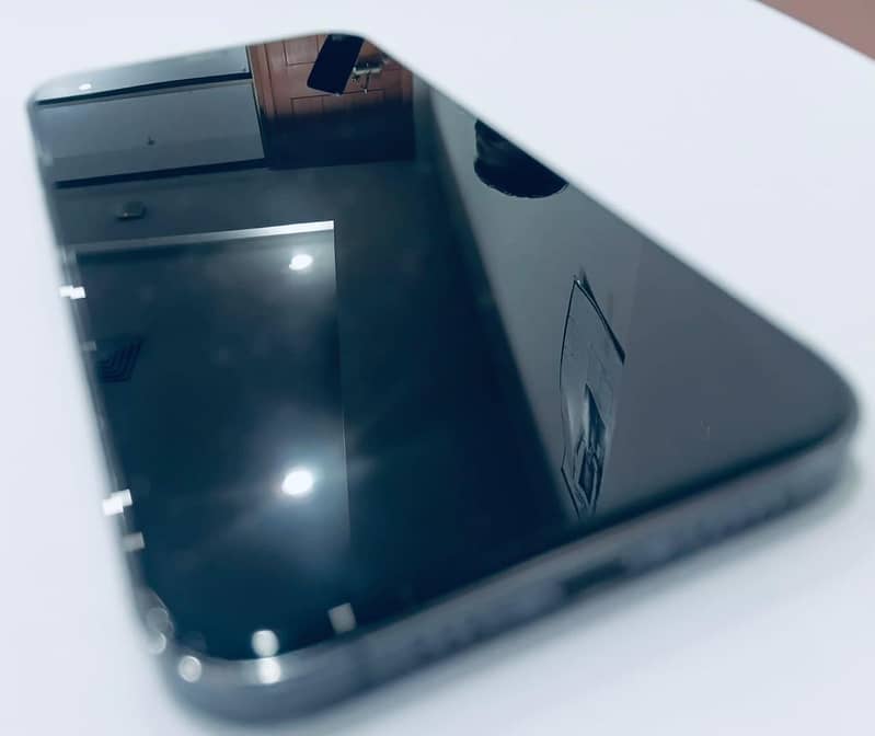 Apple iPhone 12 Pro 6