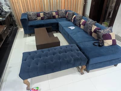 L shaped sofa for sale in very good quality