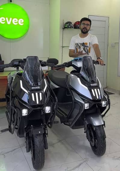 Evee Sqube Scooty Available On Easy Installment Plan (Only For Lahore)