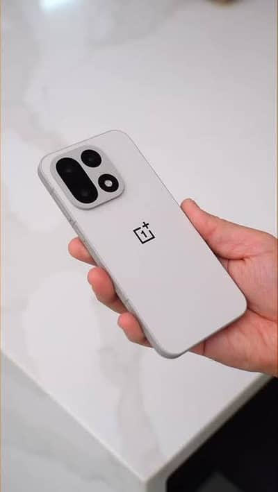 One Plus 15 12/256GB Only Set Sand Storm Color