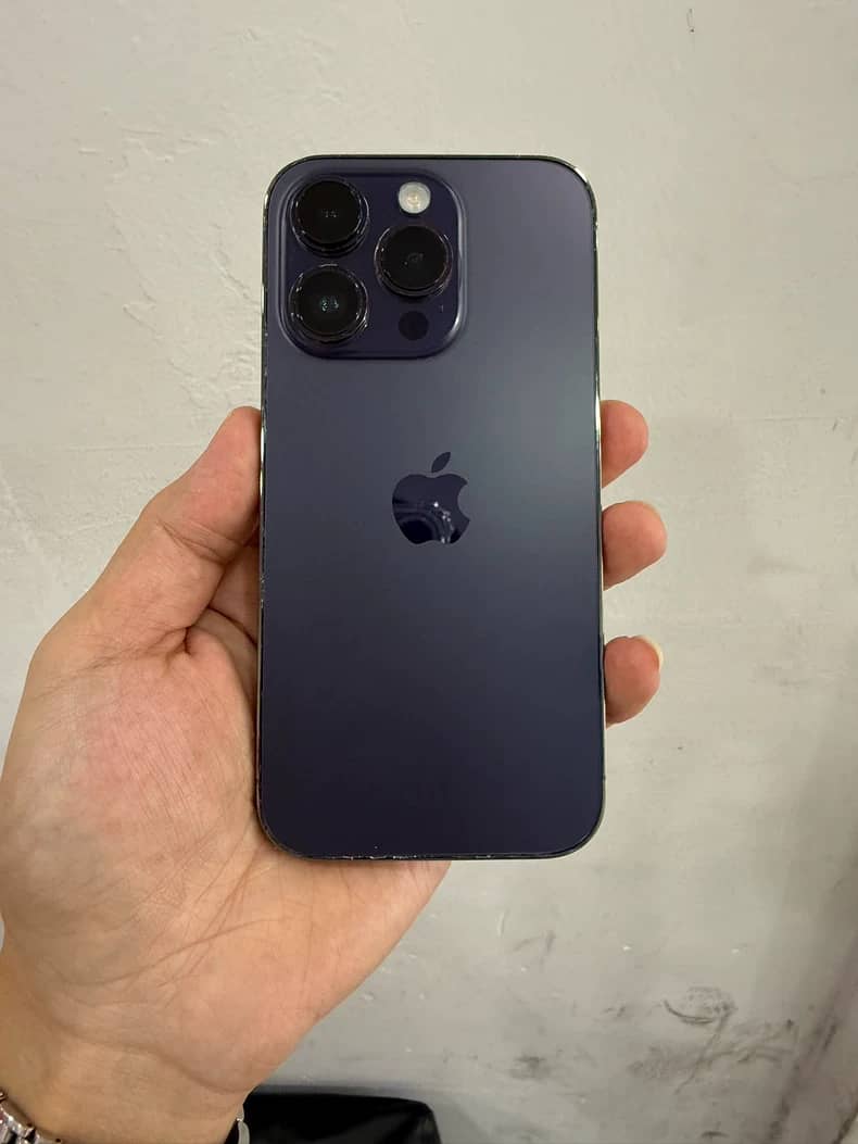 Apple iPhone 14 Pro- us version 256GB 1