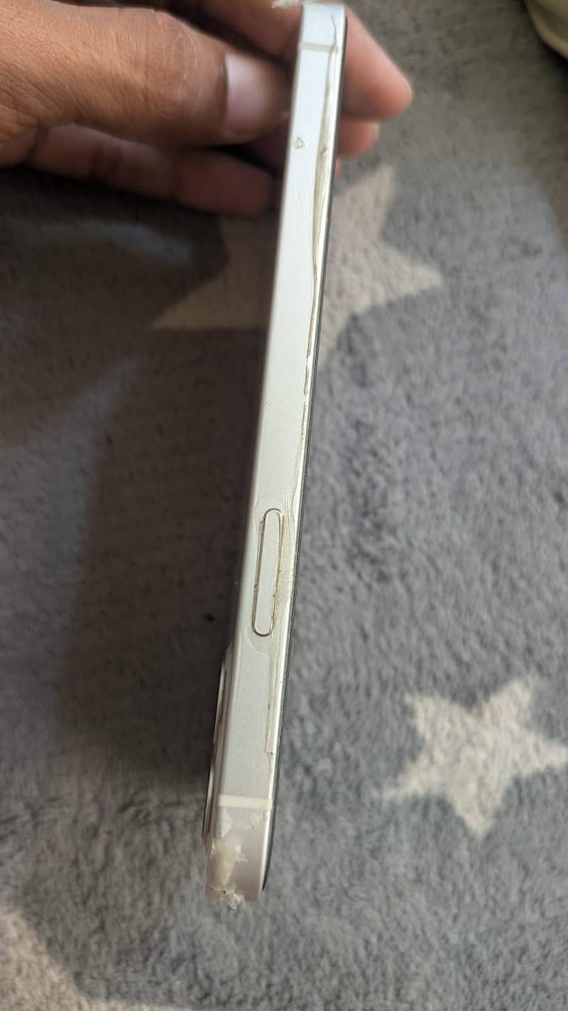 Apple iPhone 12 5