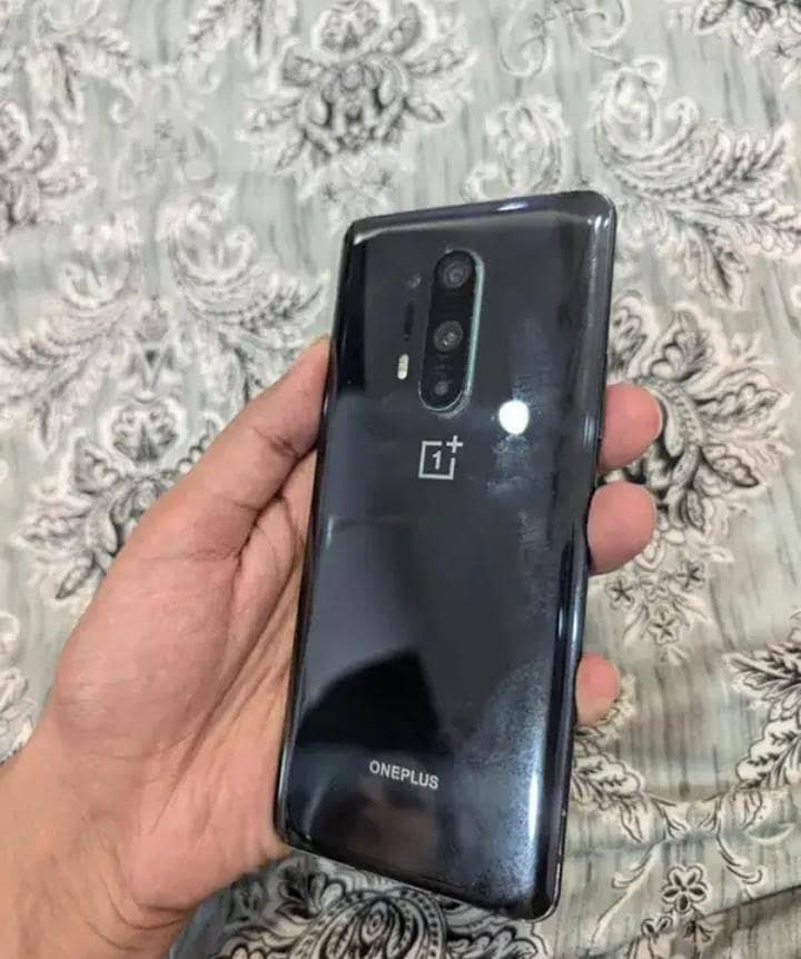 One plus 8 pro 0