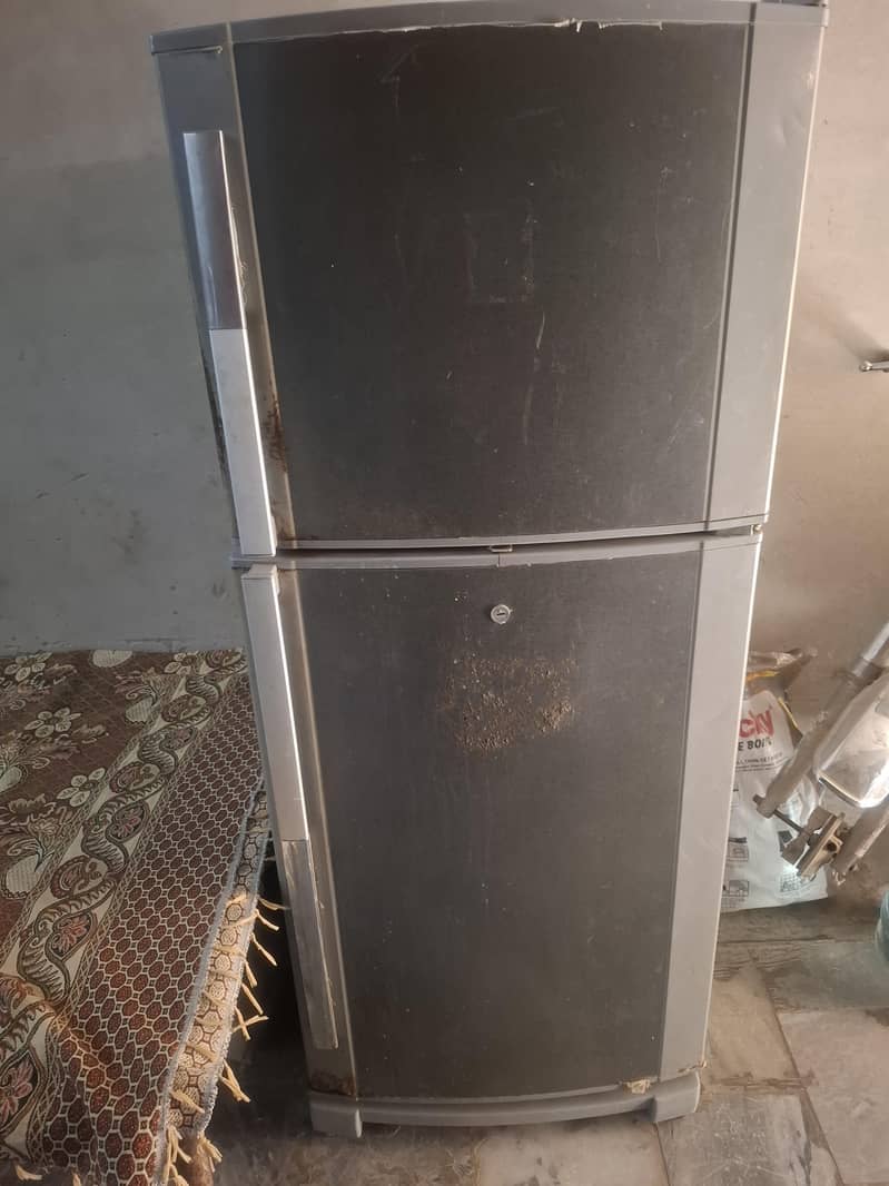dawlance fridge medium size 0