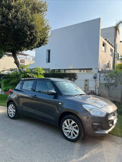 Suzuki Swift GL CVT LIMITED EDITION 2022| LOW MILLEGE | EXCELLENT COND