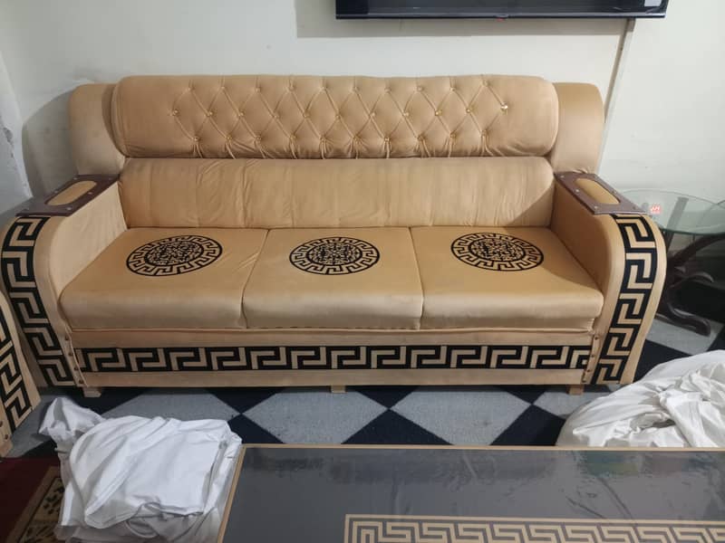 1,2,3 sofa set good condition 0