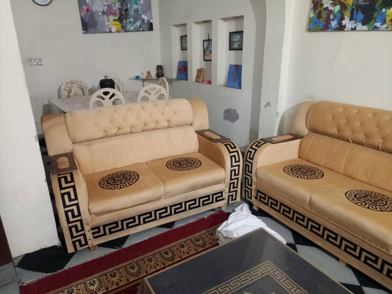 1,2,3 sofa set good condition 2