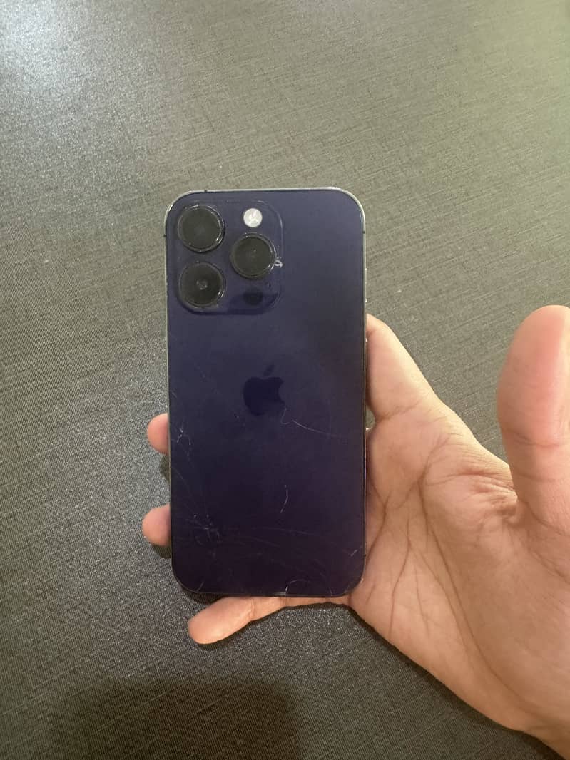 Apple iPhone 14 Pro 0