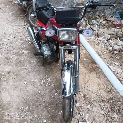 10 by 10 condition bike h fast owner Karachi no 03192993725