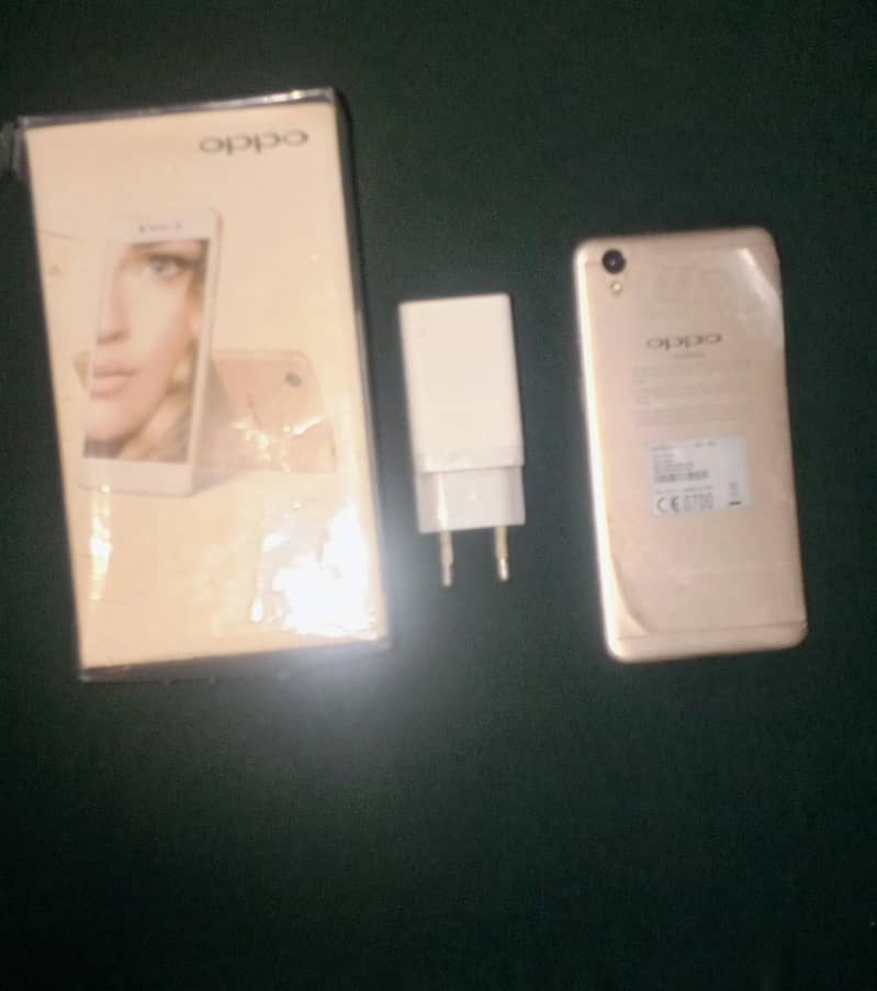 OPPO A37 0