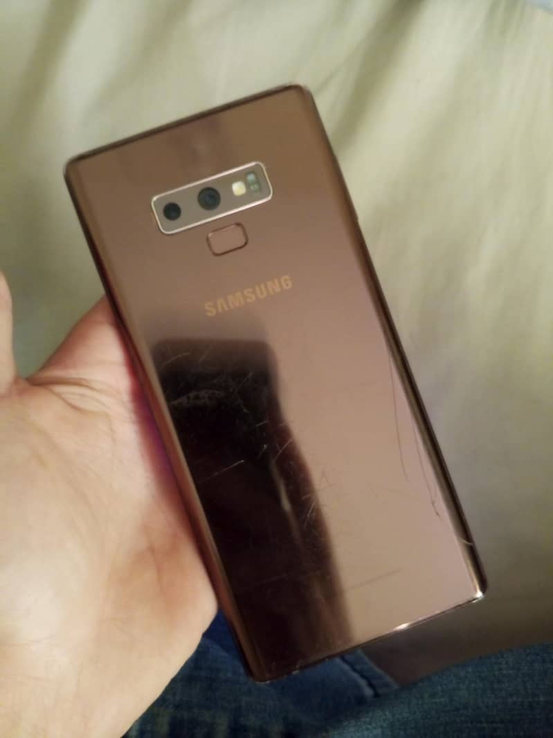Samsung Mobile Note 9 5